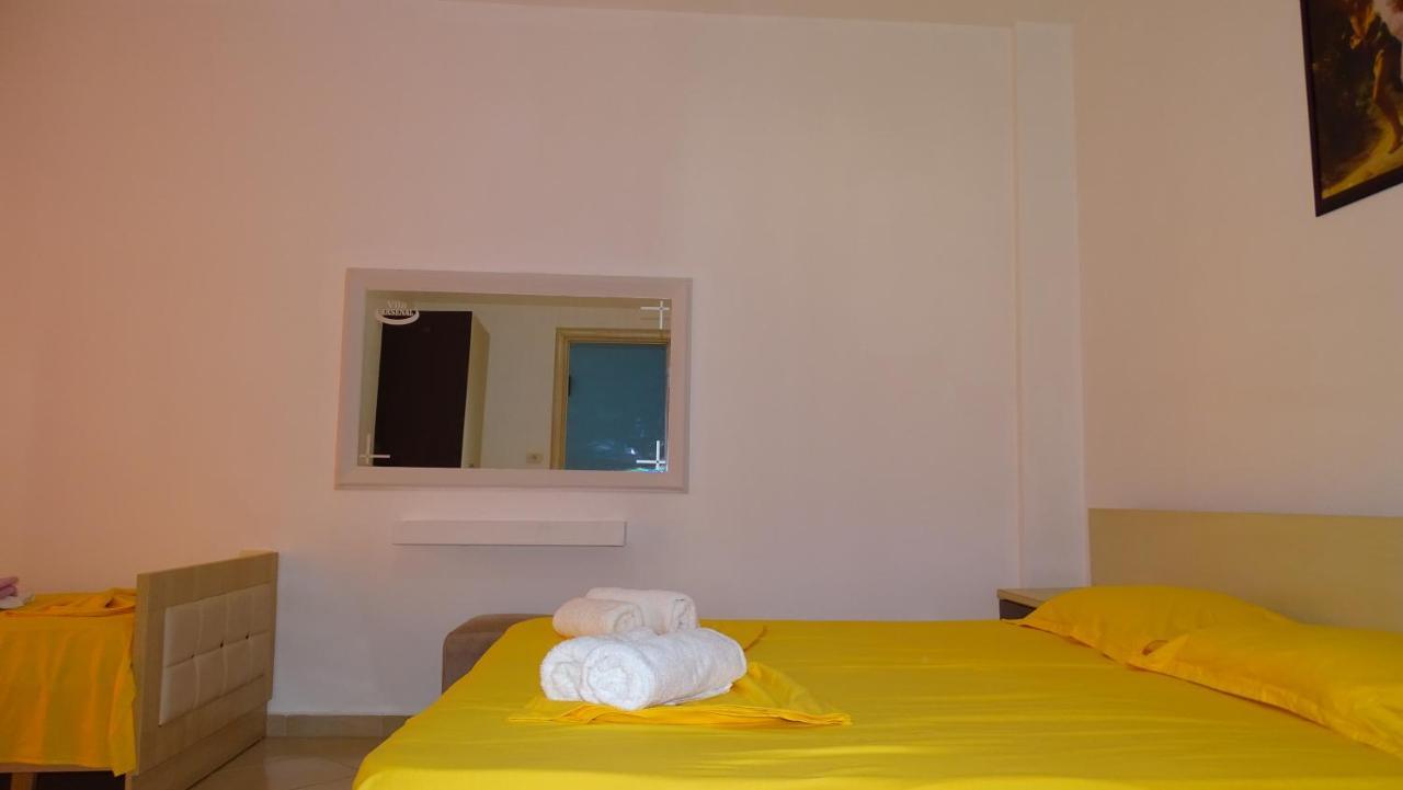Hotel Arsenal Ksamil Exterior photo